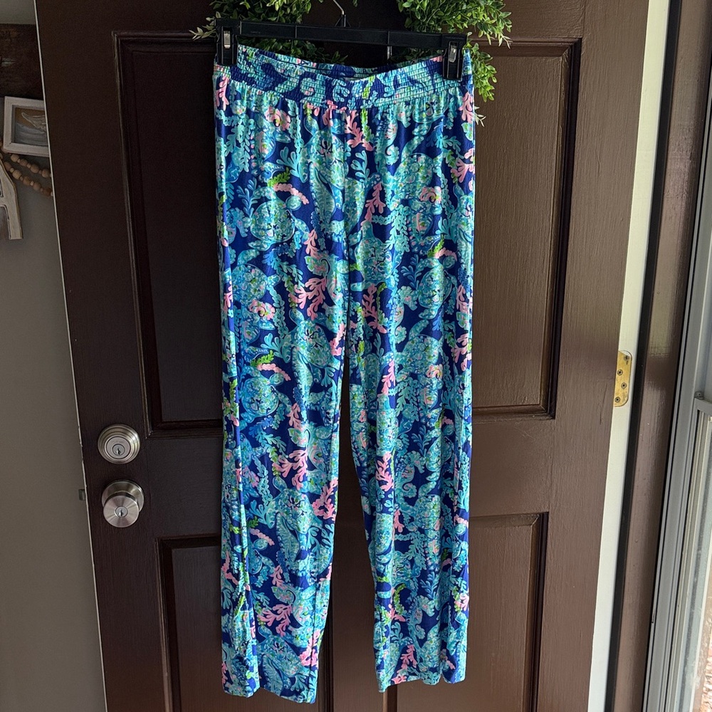Wide leg pants